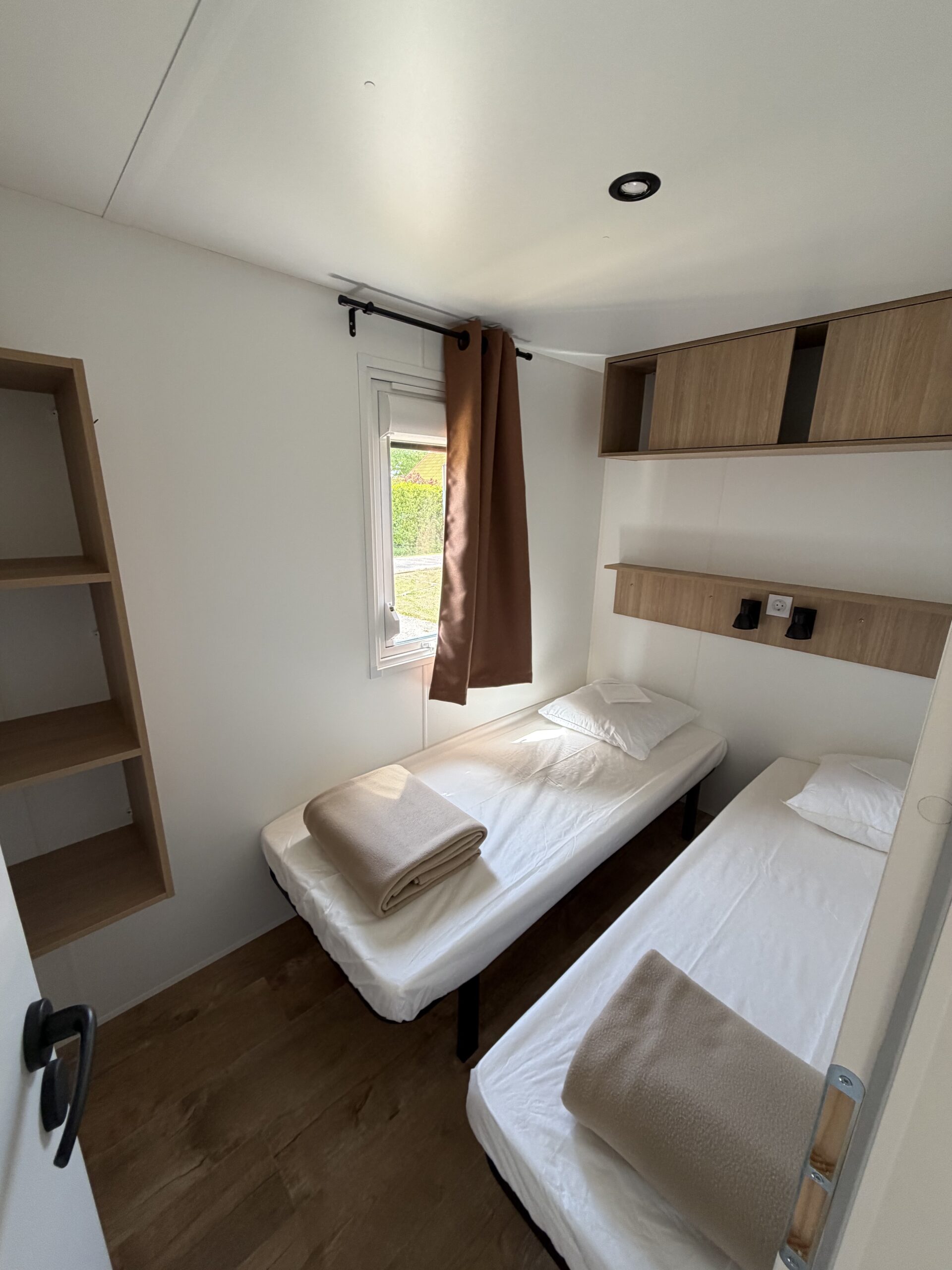Mobilhome MARTINE 4/6 personnes 3 chambres – Image 3